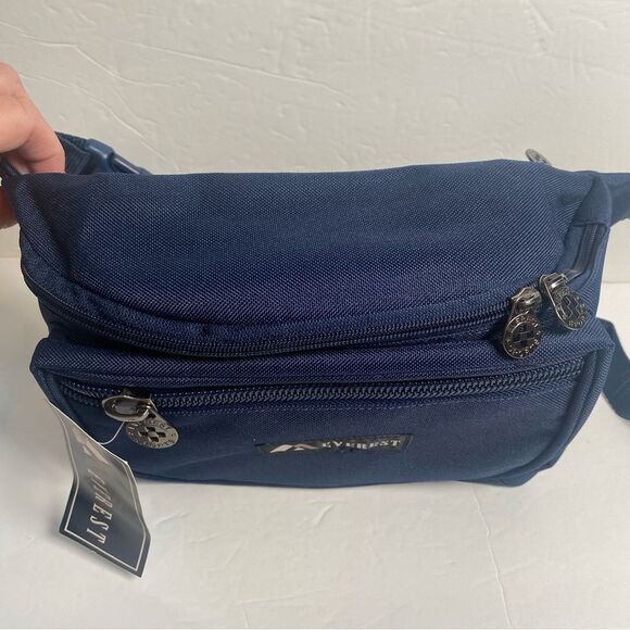 Everest Blue Belt Bag New With Tags - Picture 4 of 10